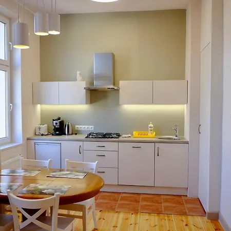 Bryza Przy Molo, Parku I Placu Zabaw Apartamento *