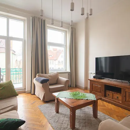 Apartman Bryza Przy Molo, Parku I Placu Zabaw *