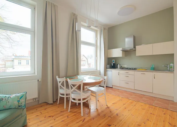 Lägenhet Bryza Przy Molo, Parku I Placu Zabaw *